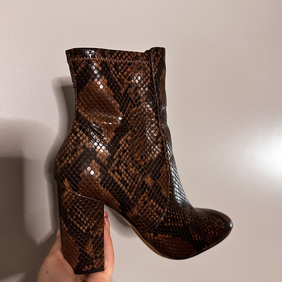 ALDO Booties - Picture 4 of 14